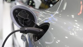 VW und BMW möchten mehr in die Elektromobilität investieren