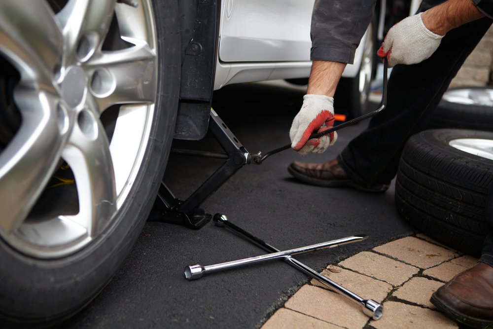 wagenheber Reifen und Räder selbst wechseln – Schritt-für-Schritt Anleitung