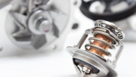 Titelbild-Thermostat-erneuern-Auto-280x158 Kühlerschlauchwechsel – Ratgeber, Diagnose und Anleitung zum Tauschen