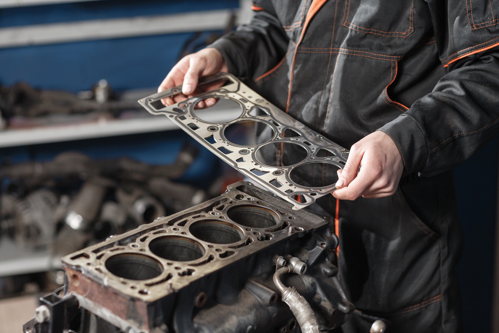 Titelbild-Zylinderkopfdichtung-zkd-motor-auto Zylinderkopfdichtungswechsel – Funktion und Ratgeber zum selber Wechseln