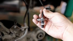 Titelbild: Raddrehzahlsensor beim Auto kaputt? Diagnose & selber tauschen